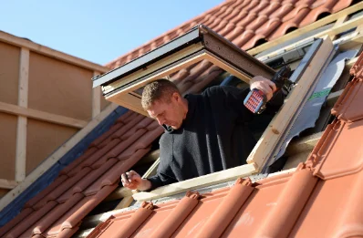 Pose de fenêtres de toit Velux à Biran